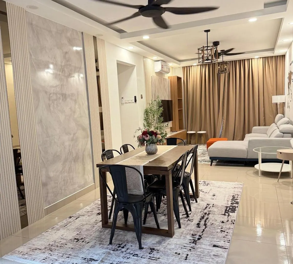 The Cozy Nest Luxury Apartment Jb 10 Pax Johor Bahru